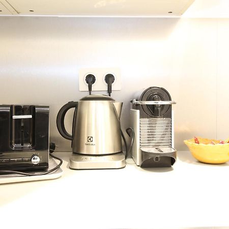 T3 Appartement Hypercentre Proche Commerce- Parking - 2 Chambres Wifi Gratuit Avignon Luaran gambar