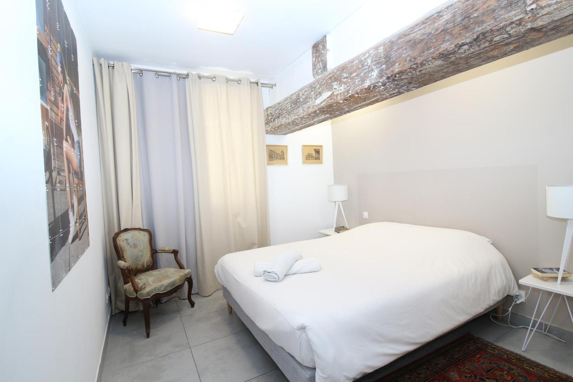 T3 Appartement Hypercentre Proche Commerce- Parking - 2 Chambres Wifi Gratuit Avignon Luaran gambar