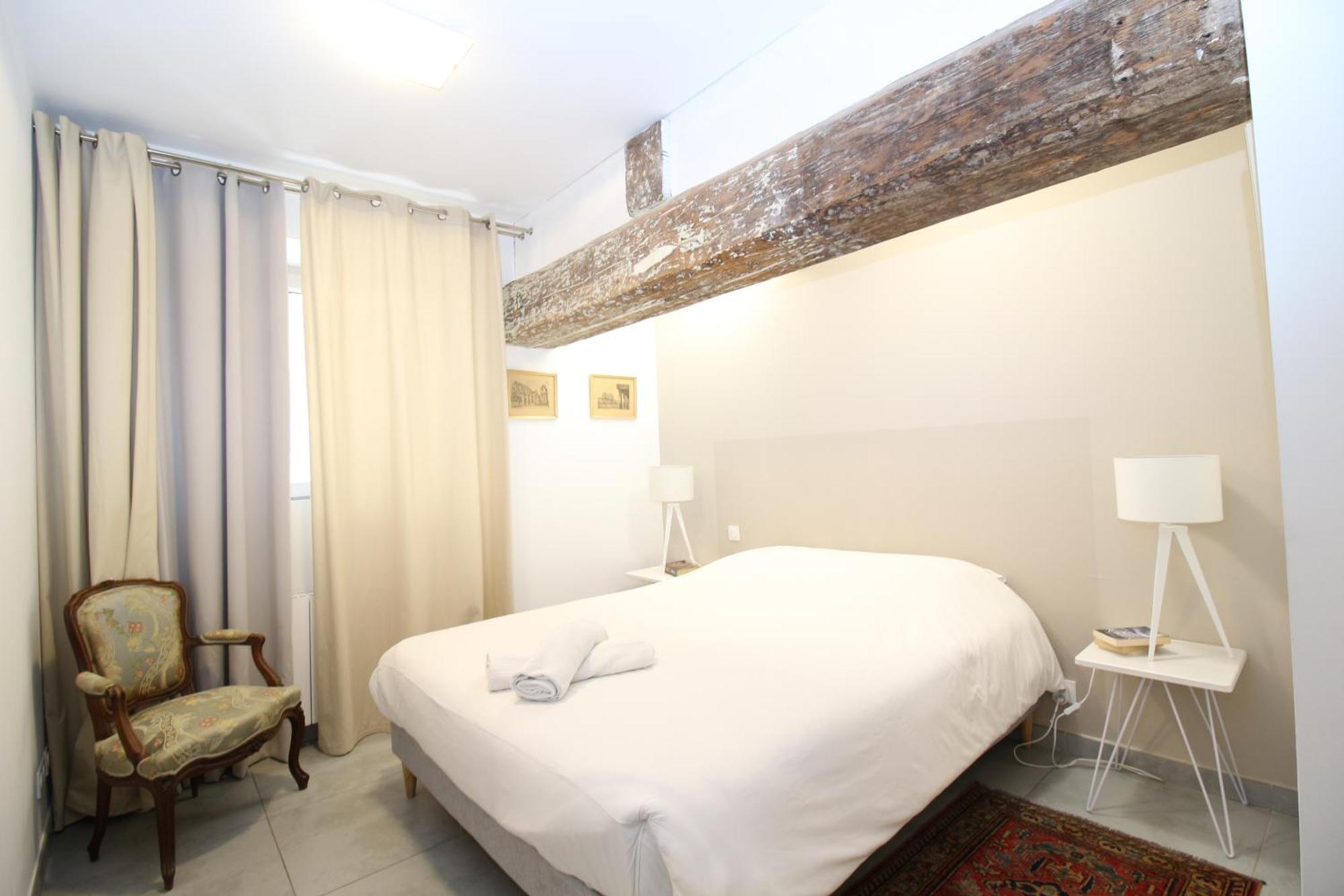 T3 Appartement Hypercentre Proche Commerce- Parking - 2 Chambres Wifi Gratuit Avignon Luaran gambar