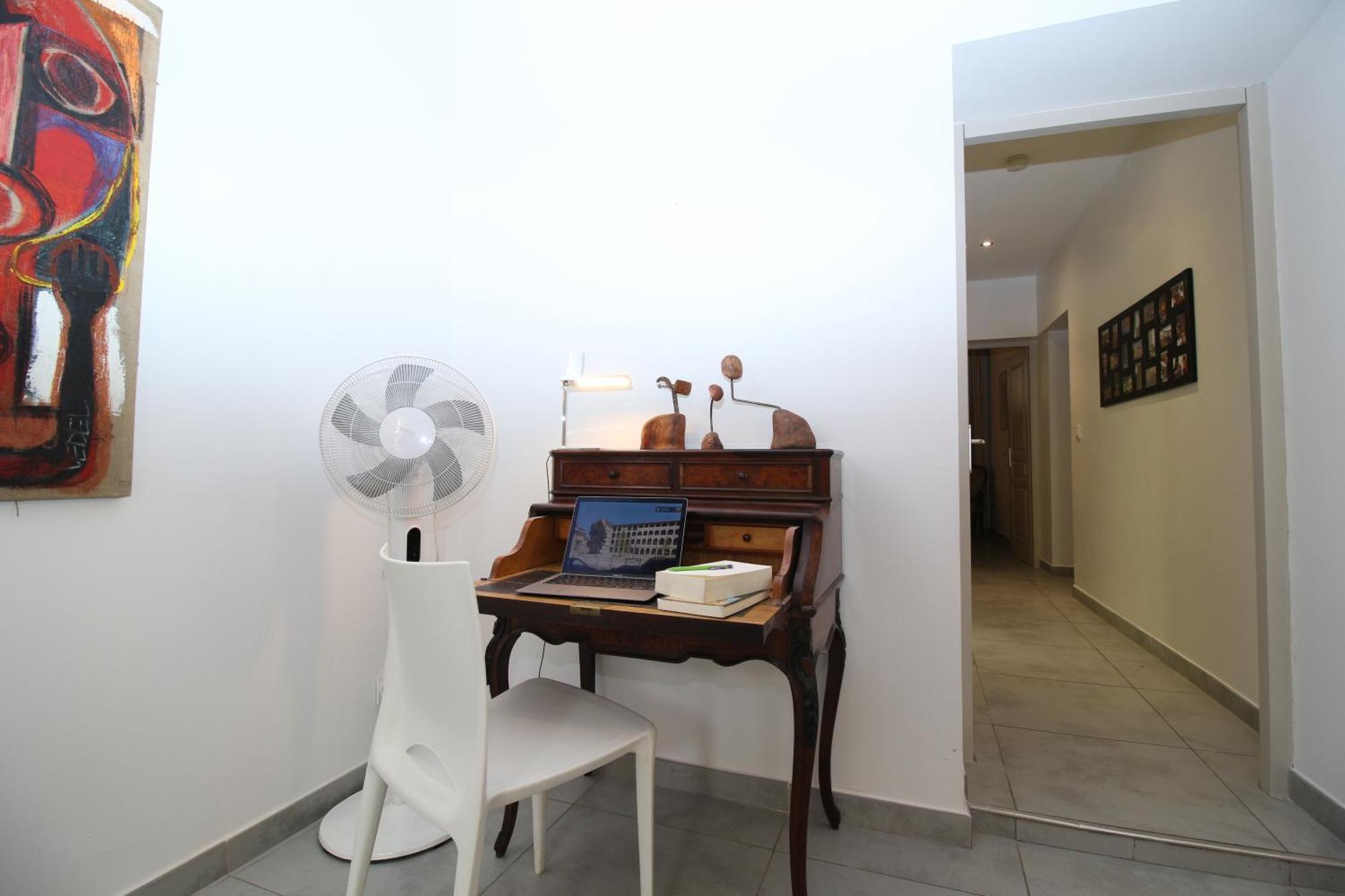 T3 Appartement Hypercentre Proche Commerce- Parking - 2 Chambres Wifi Gratuit Avignon Luaran gambar